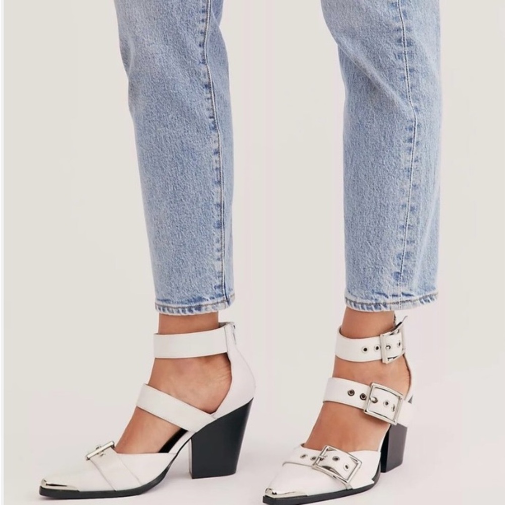 Jeffrey Campbell Free People Hendrix Heels 
Size 9